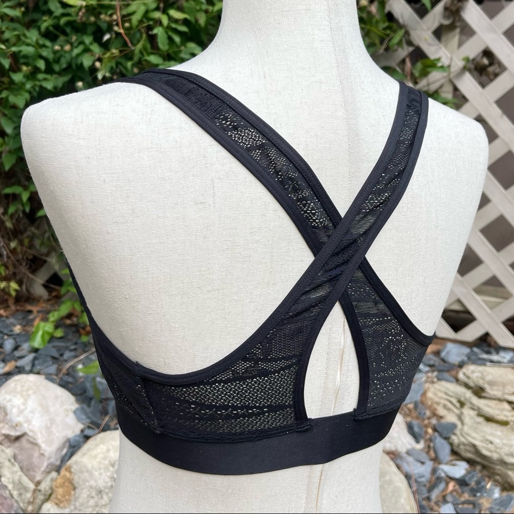 NWOT Victoria Sport “The Player” Lace Overlay Criss-cross Racerback Sports Bra - Picture 15 of 16